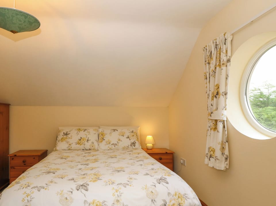 1 bedroom, individually decorated, individually furnished, free WiFi