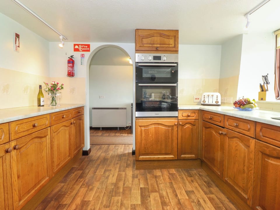 Fridge, dishwasher, electric kettle, toaster