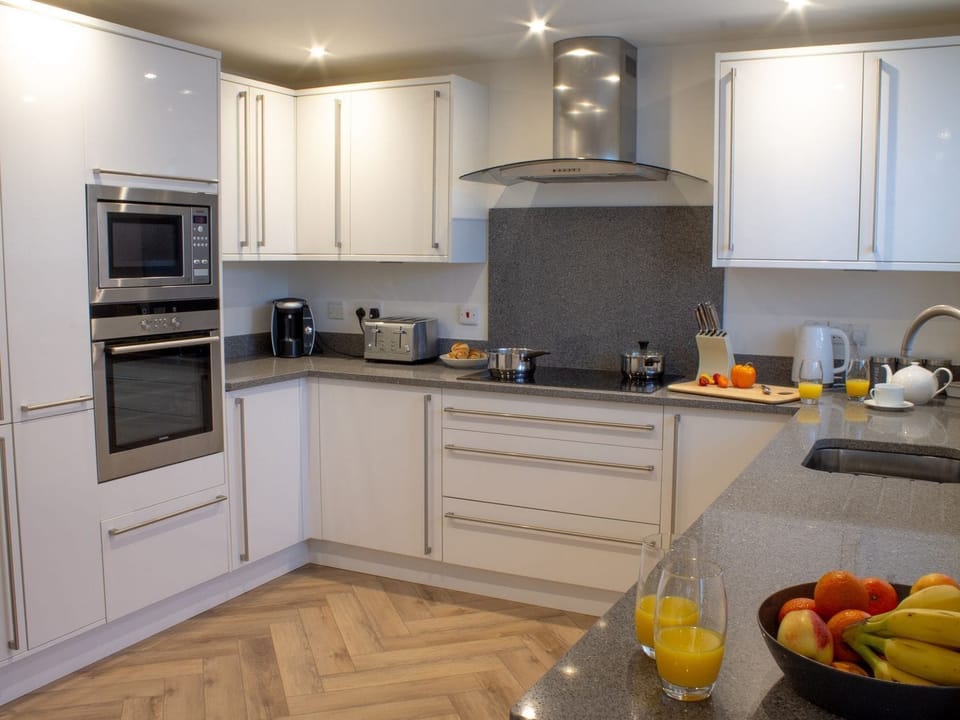 Fridge, dishwasher, electric kettle, toaster
