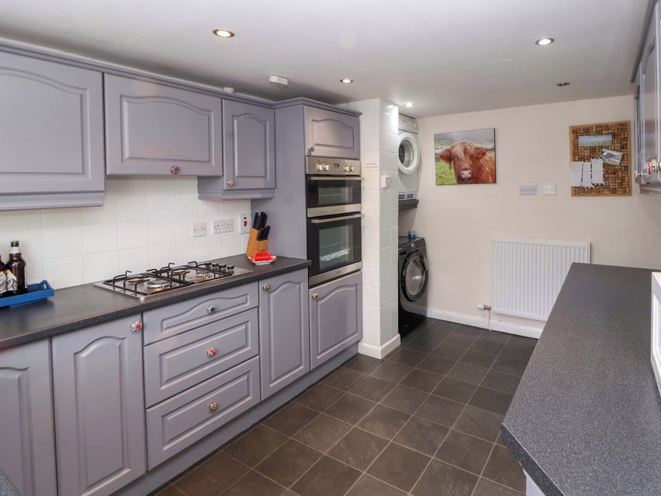 Fridge, dishwasher, electric kettle, toaster