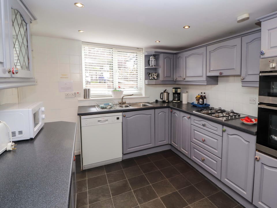 Fridge, dishwasher, electric kettle, toaster