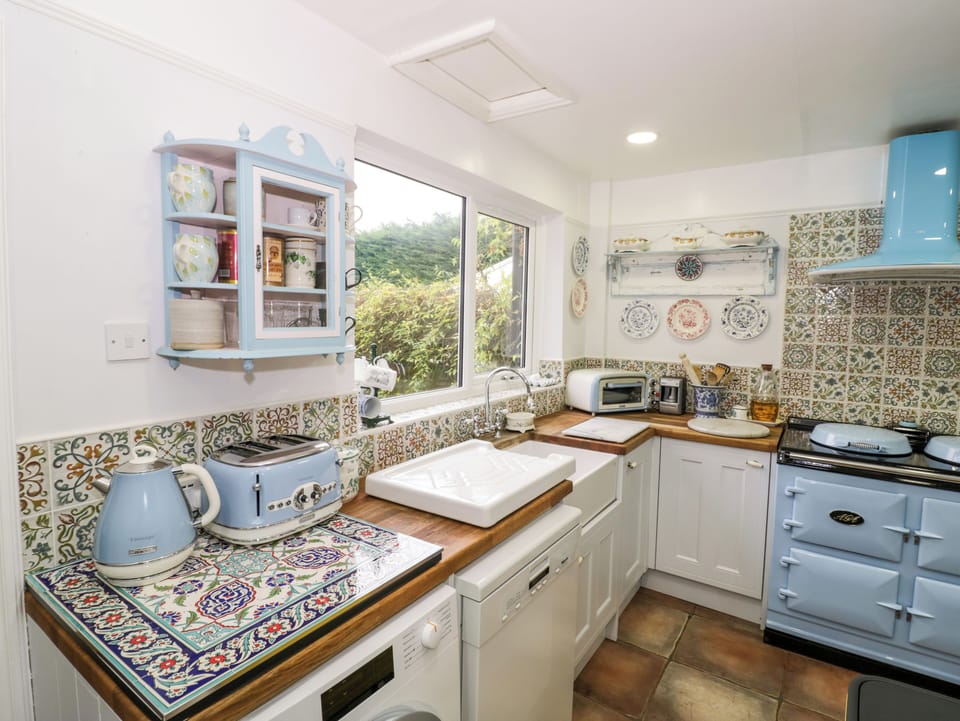 Fridge, dishwasher, electric kettle, toaster