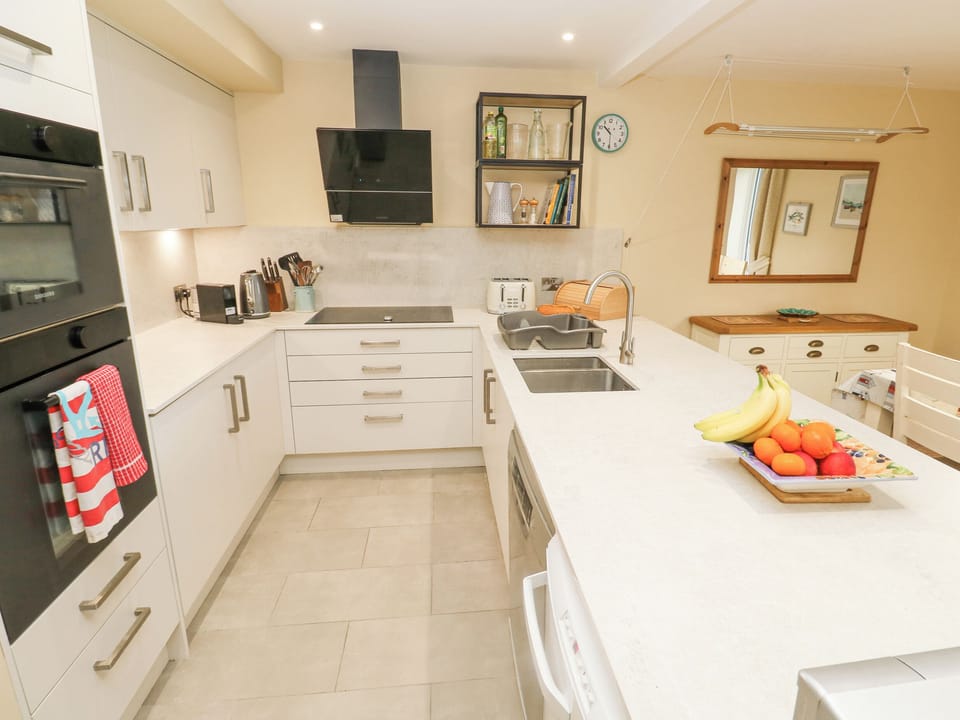 Fridge, dishwasher, electric kettle, toaster