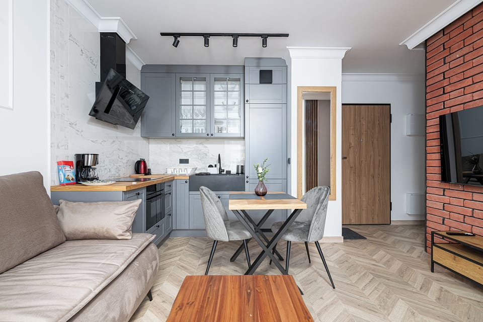 Apartment, Balcony | Private kitchenette | Electric kettle