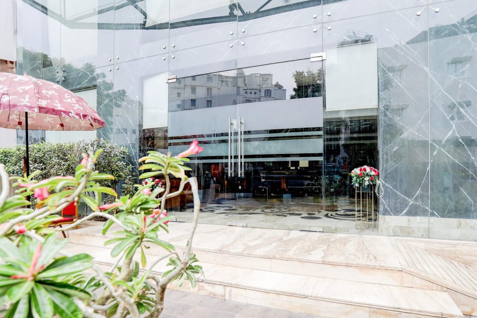 House | Reception