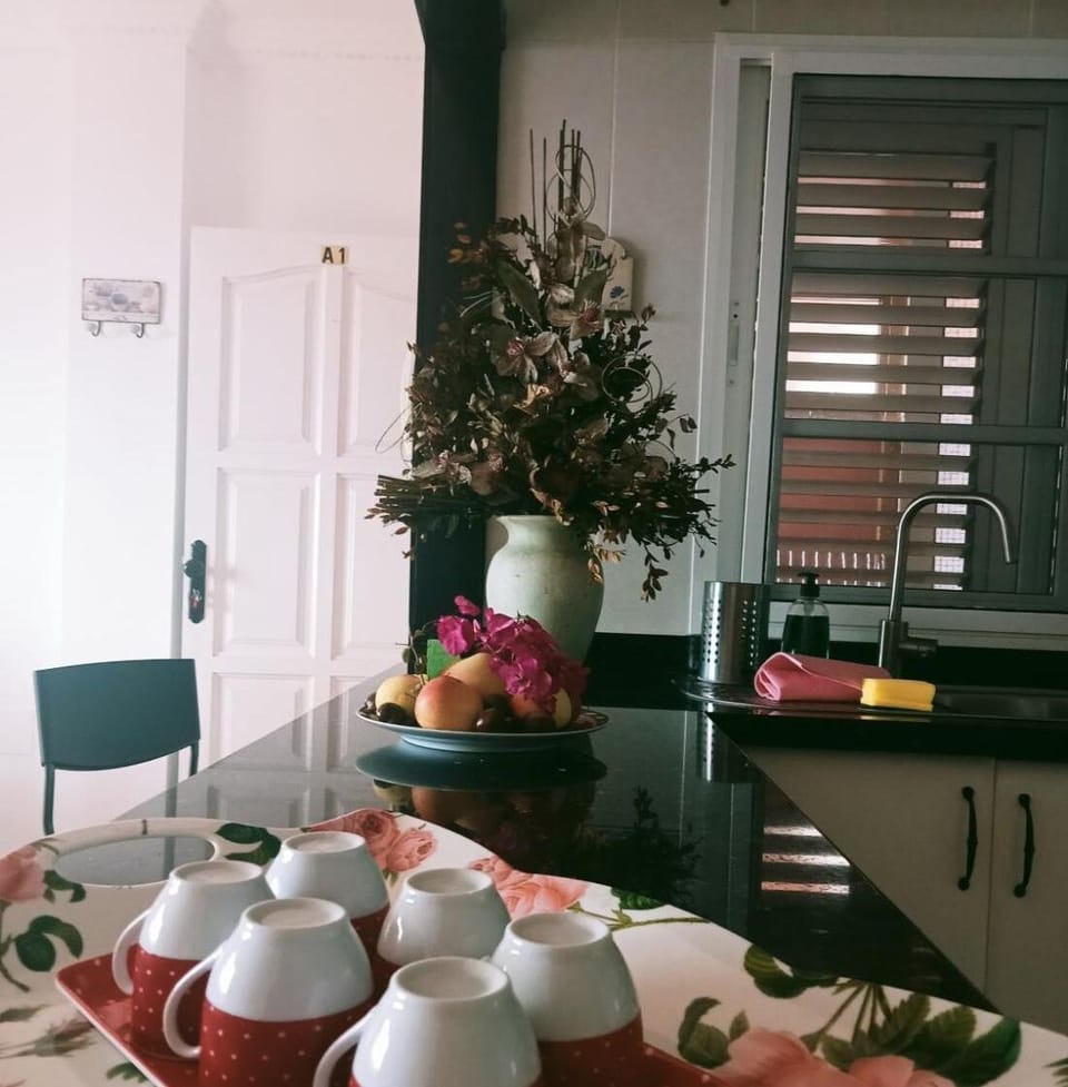 Apartment, 2 Bedrooms, Smoking, Balcony | Private kitchen