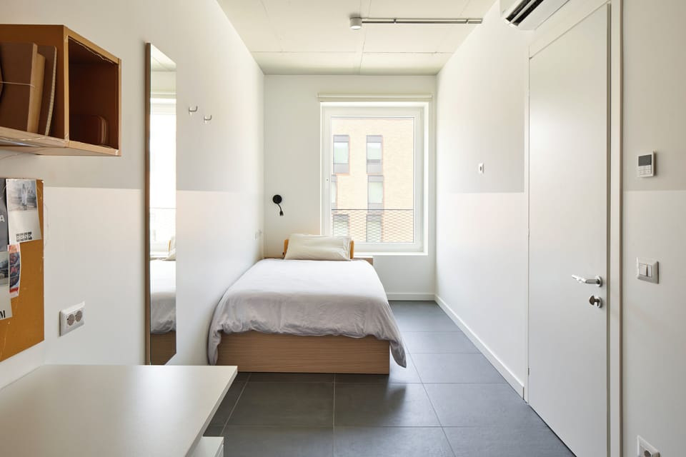 Minibar, individually furnished, desk, laptop workspace