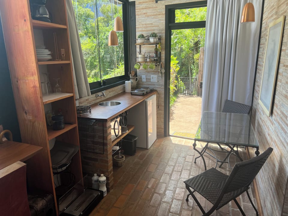 Chalet, 1 Double Bed, Pets Allowed, Mountain View | Private kitchen | Microwave, oven, coffee/tea maker, cookware/dishes/utensils