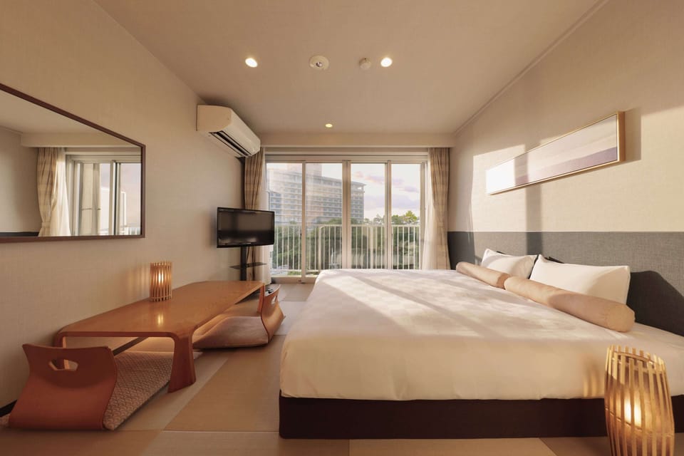 Aika | Down comforters, WiFi (free), bed sheets