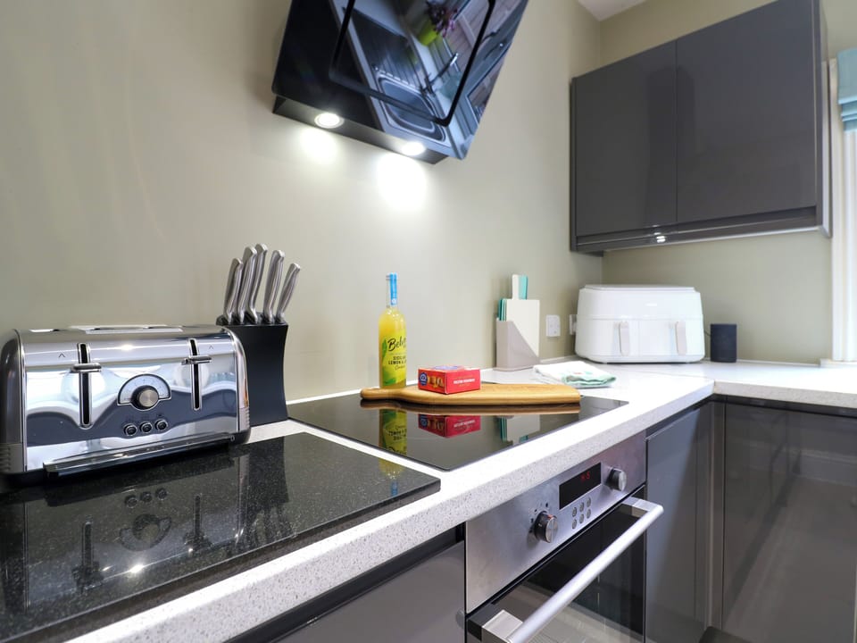 Fridge, microwave, dishwasher, toaster