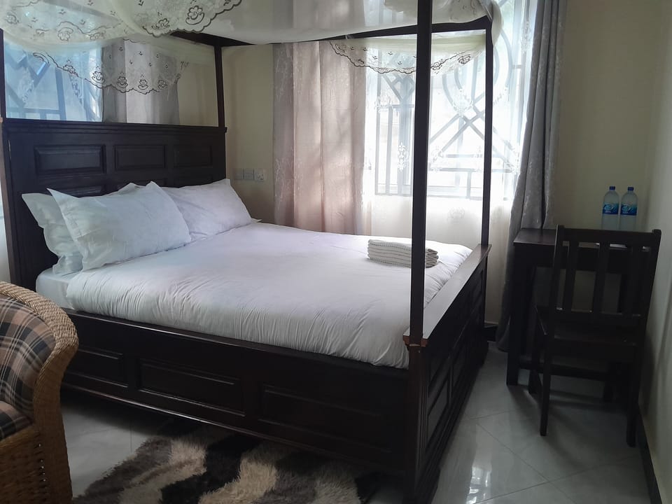 Standard Double Room | WiFi (free)