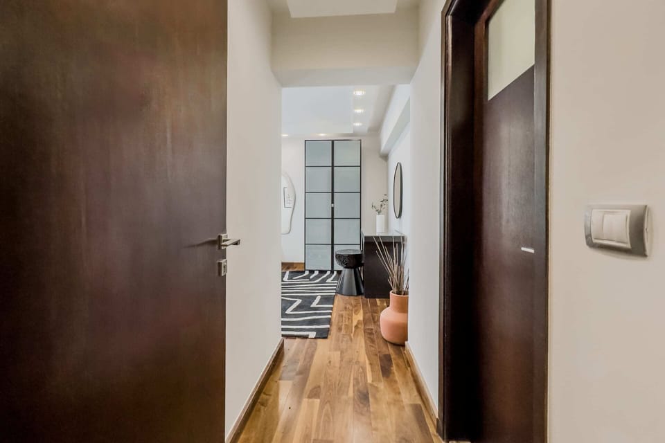 Basic Apartment | Interior