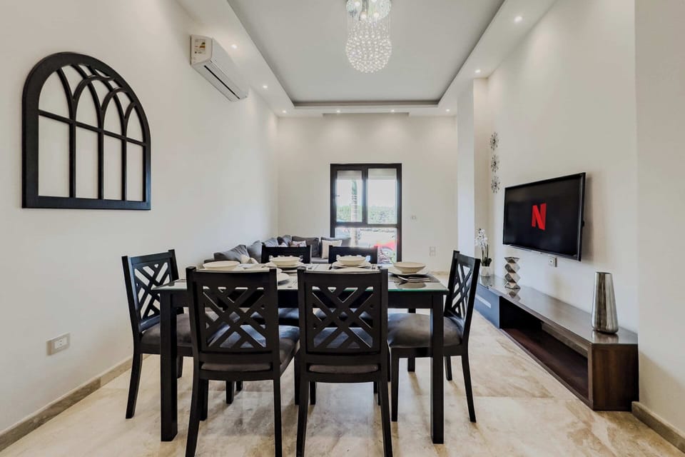 Basic Apartment (Trendy & Tidy) | Dining