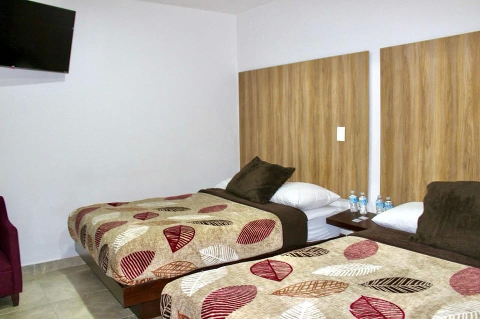 Standard Double Room | Iron/ironing board, WiFi (free)