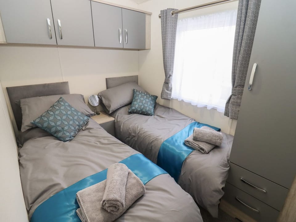 2 bedrooms, individually decorated, individually furnished, free WiFi