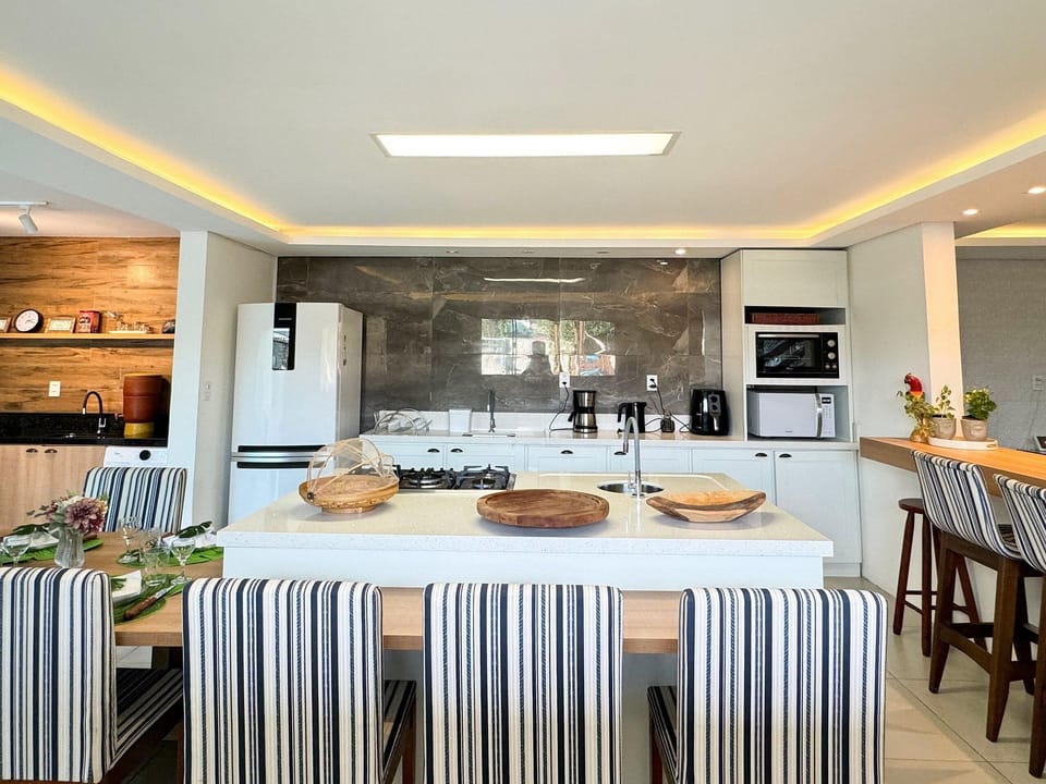 Villa | Private kitchen | Toaster