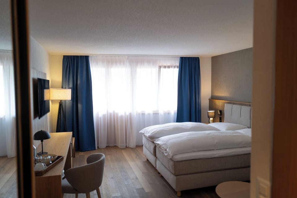 Minibar, in-room safe, free WiFi