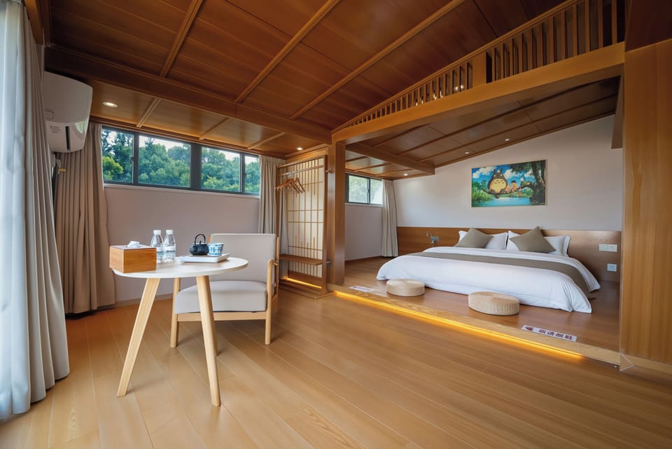 Premier Double Room | Premium bedding, down comforters, pillowtop beds, blackout drapes