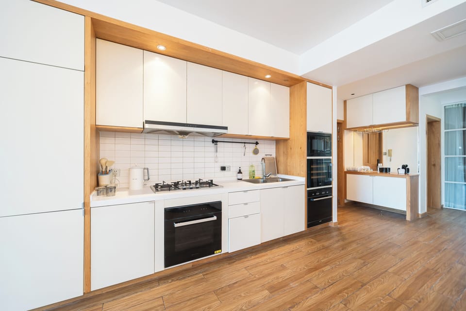 Superior Apartment, City View | Private kitchen
