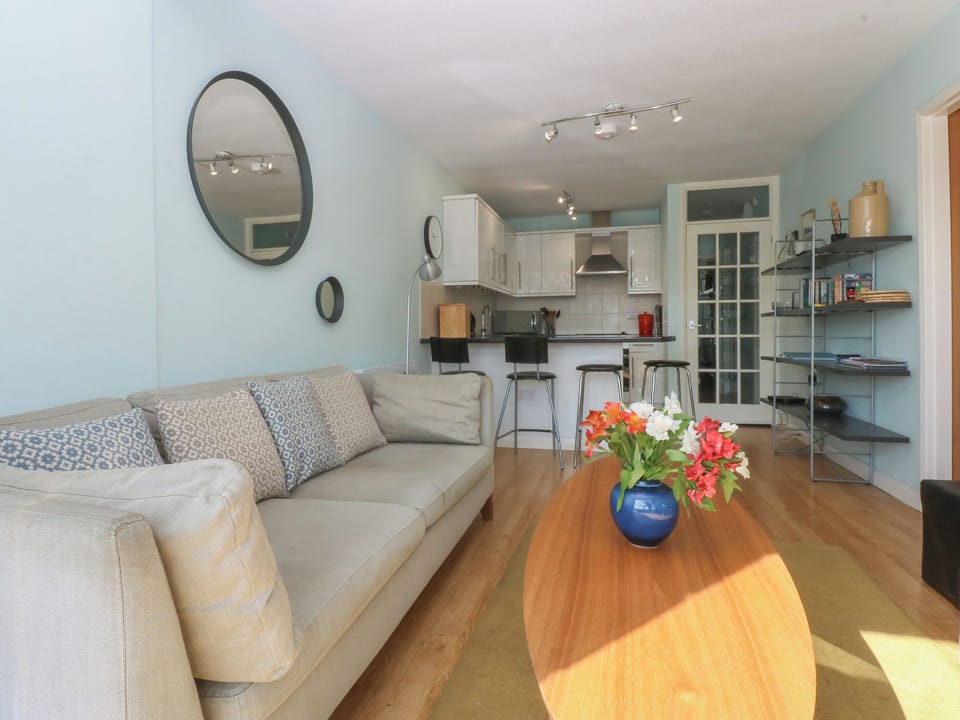 Cottage | Living area