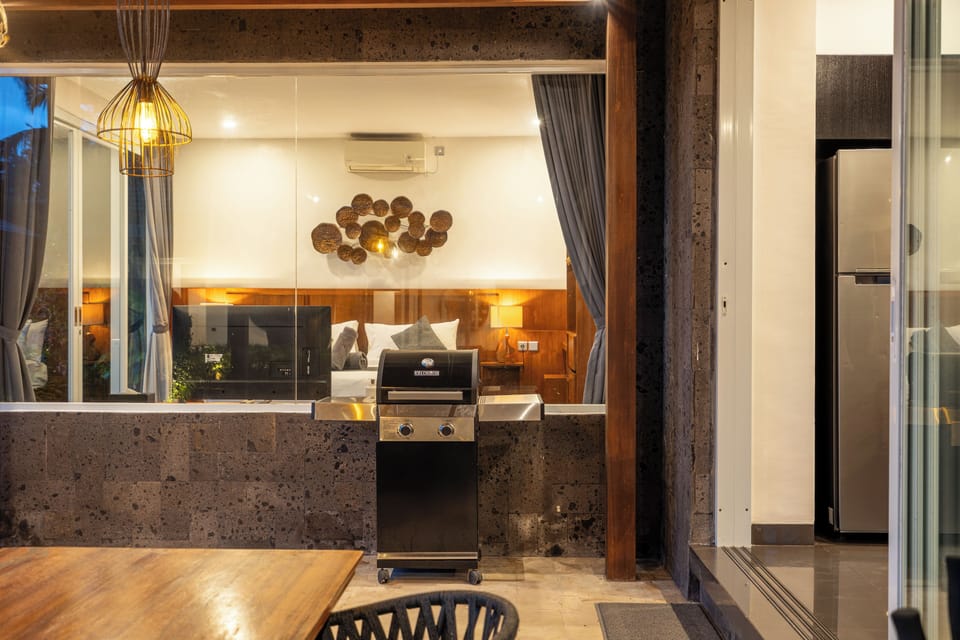 Luxury Villa | Dining room