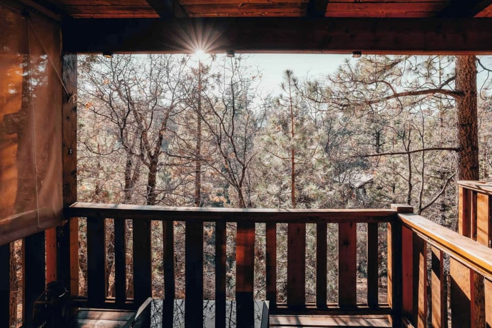 Signature Cabin, 2 Bedrooms, Mountain View, Mountainside | Balcony