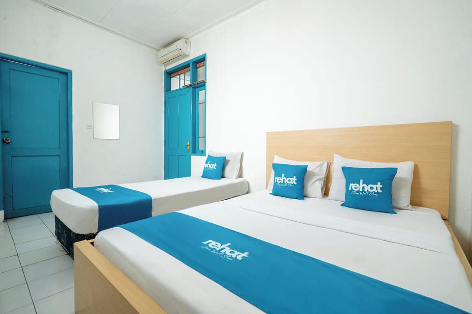 Family Room | Free WiFi