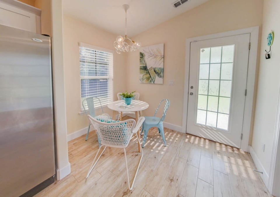 House | 3 bedrooms, high-speed internet