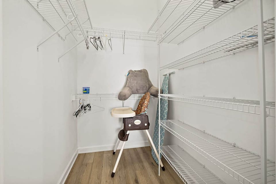 House | 4 bedrooms, high-speed internet