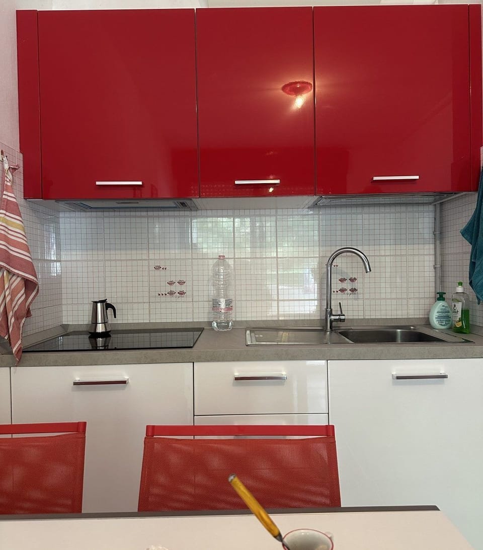 Apartment, 1 Bedroom, Balcony | Interior
