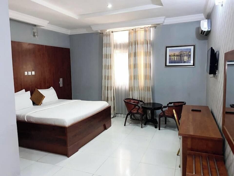 Family Room, Balcony, City View | Desk, laptop workspace, soundproofing, free WiFi