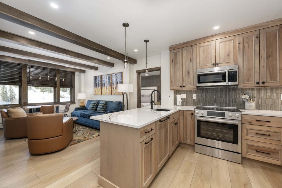 Condo, 2 Bedrooms | Private kitchen | Coffee/tea maker, fridge, oven, toaster