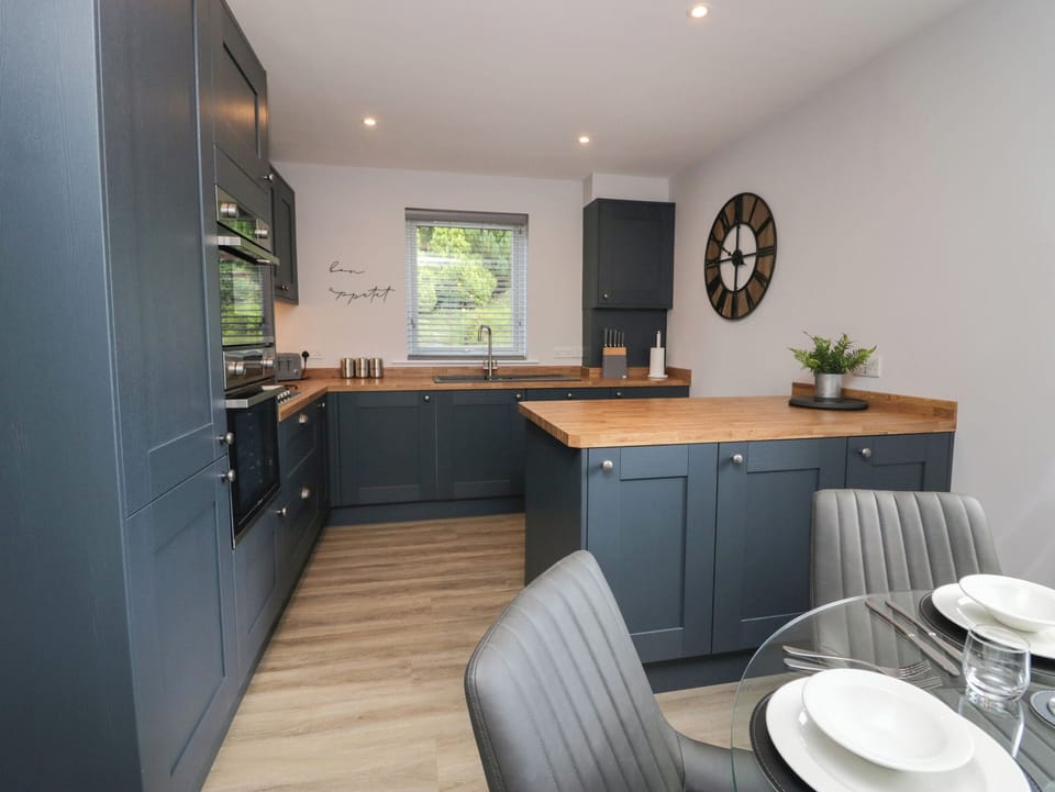Fridge, dishwasher, electric kettle, toaster