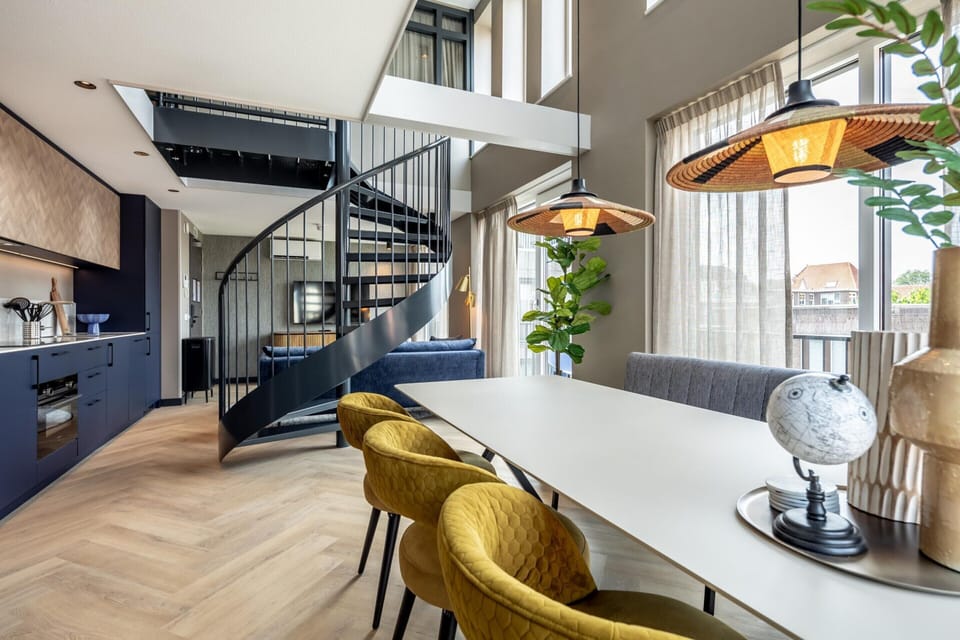 Apartment | Dining