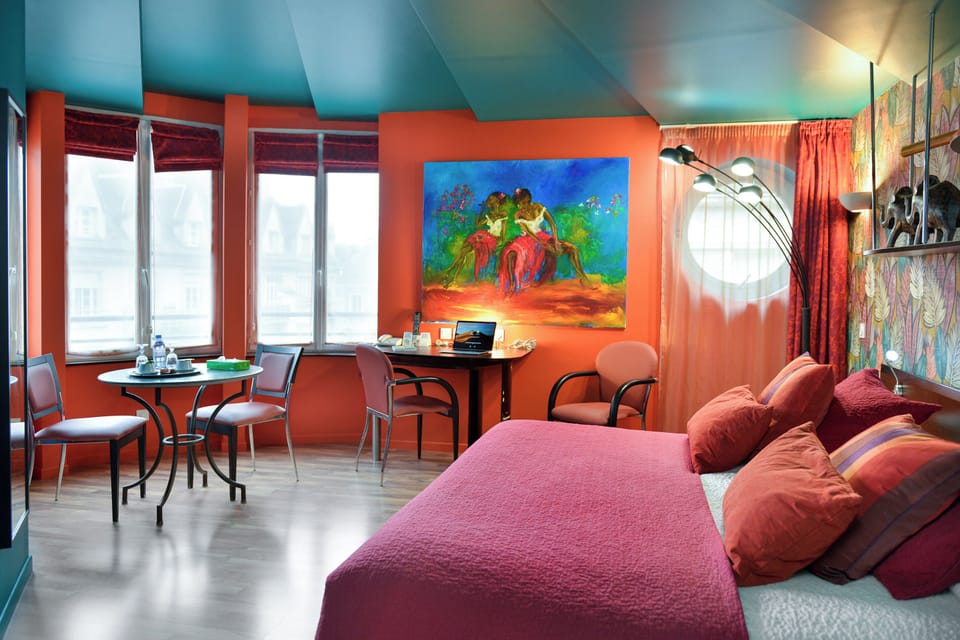 Deluxe Double Room, 1 King Bed, Hot Tub | Desk, soundproofing, free WiFi