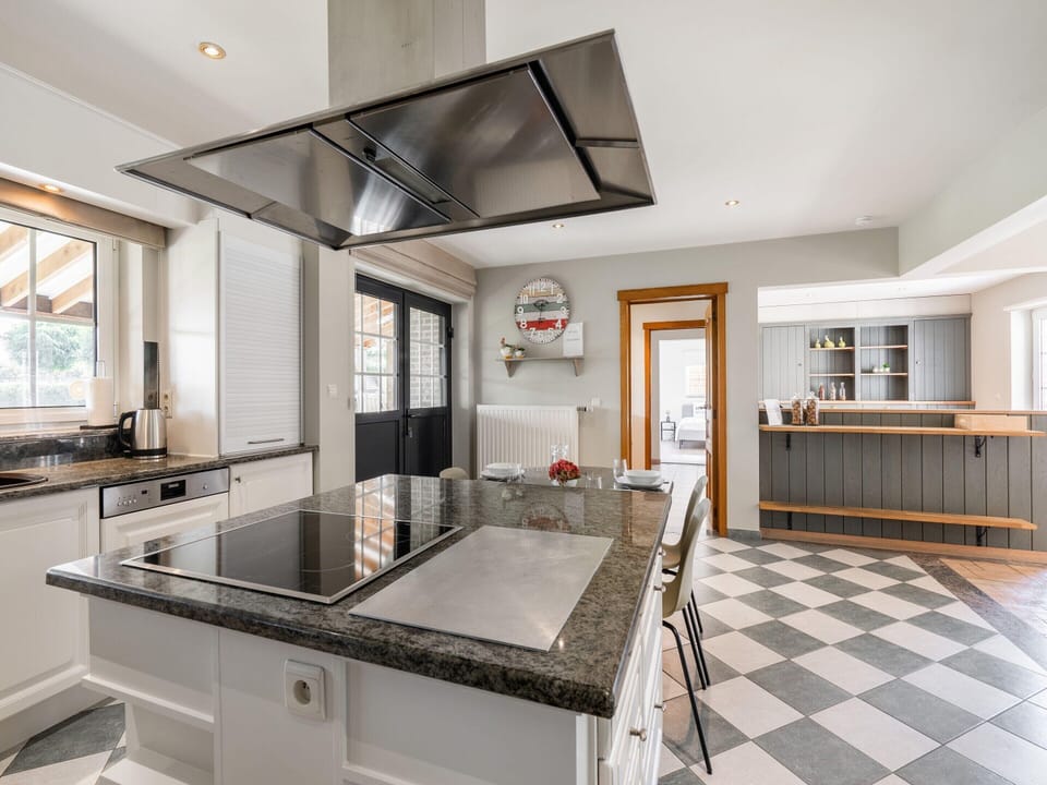 House | Private kitchen | Highchair, cookware/dishes/utensils