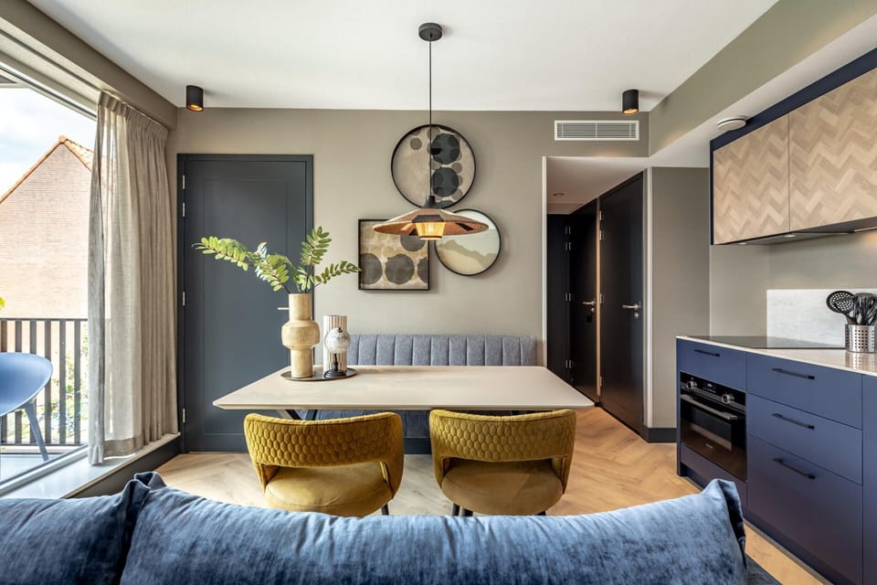Apartment | Dining