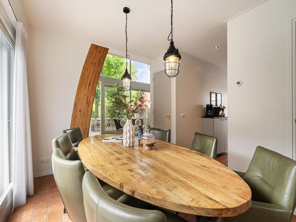 House | Dining