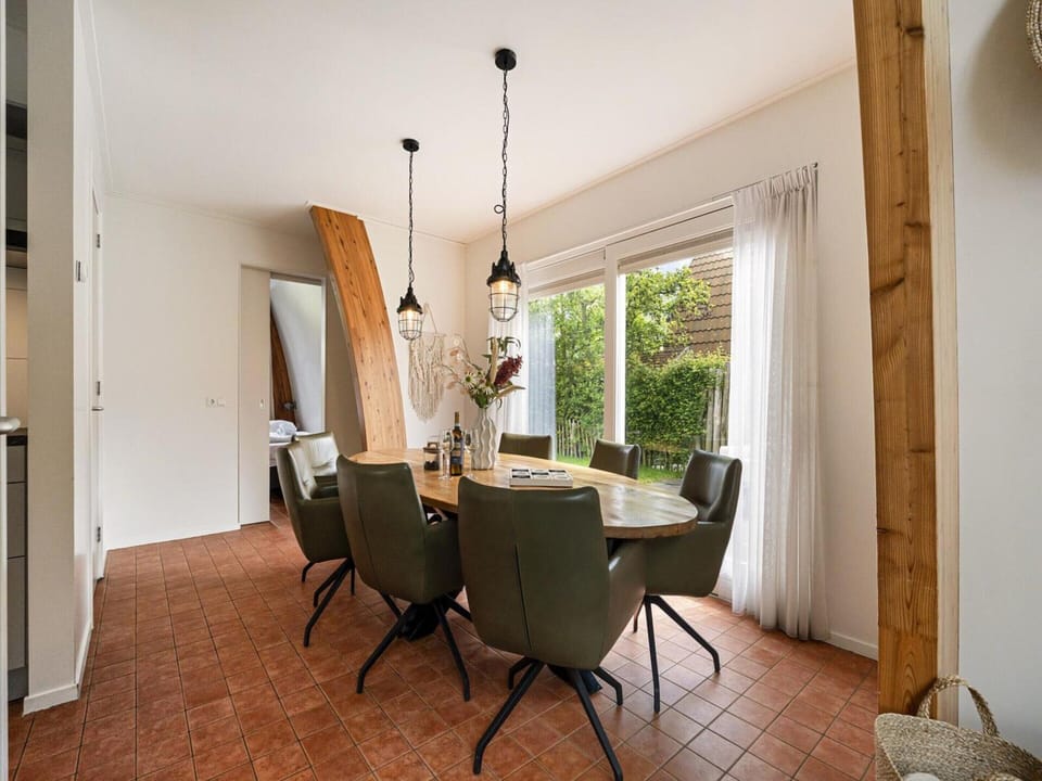 House | Dining
