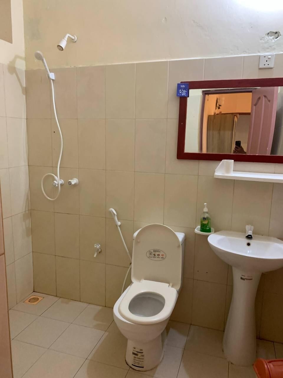 Room amenity