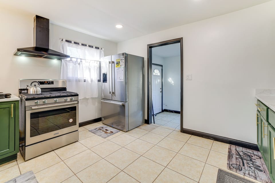 House (3 Bedrooms) | Interior