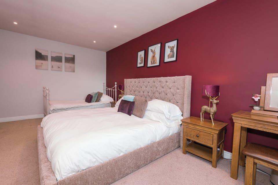 Family Double or Twin Room, Valley View | Free WiFi