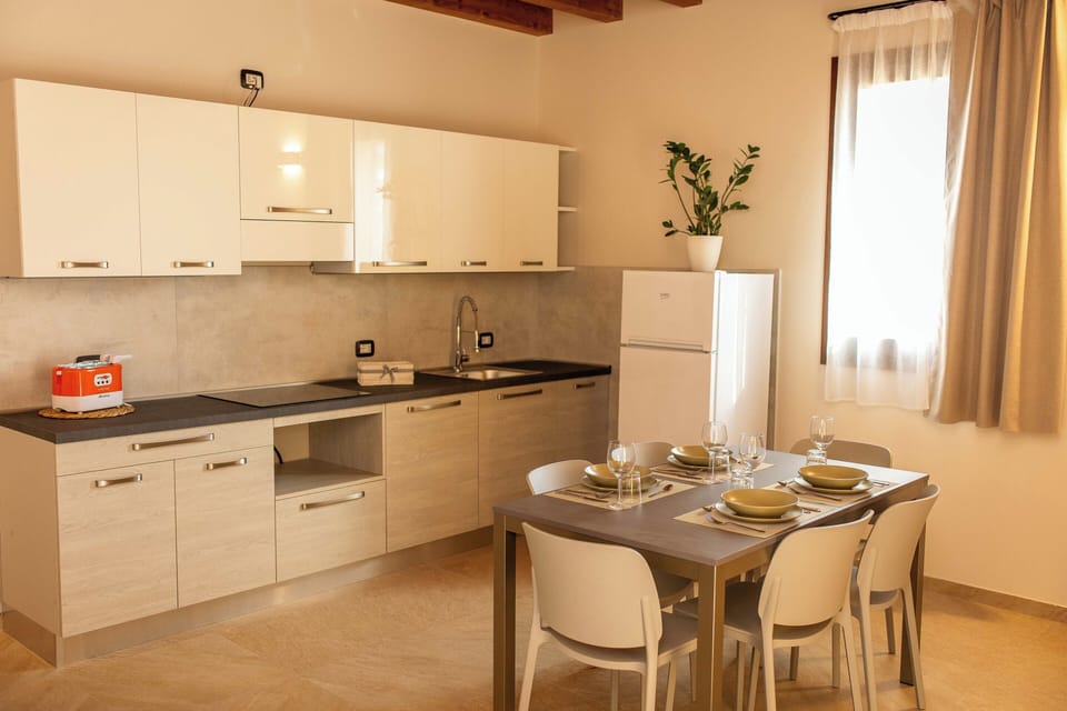 Apartment, Vineyard View | Premium bedding, down comforters, in-room safe, desk