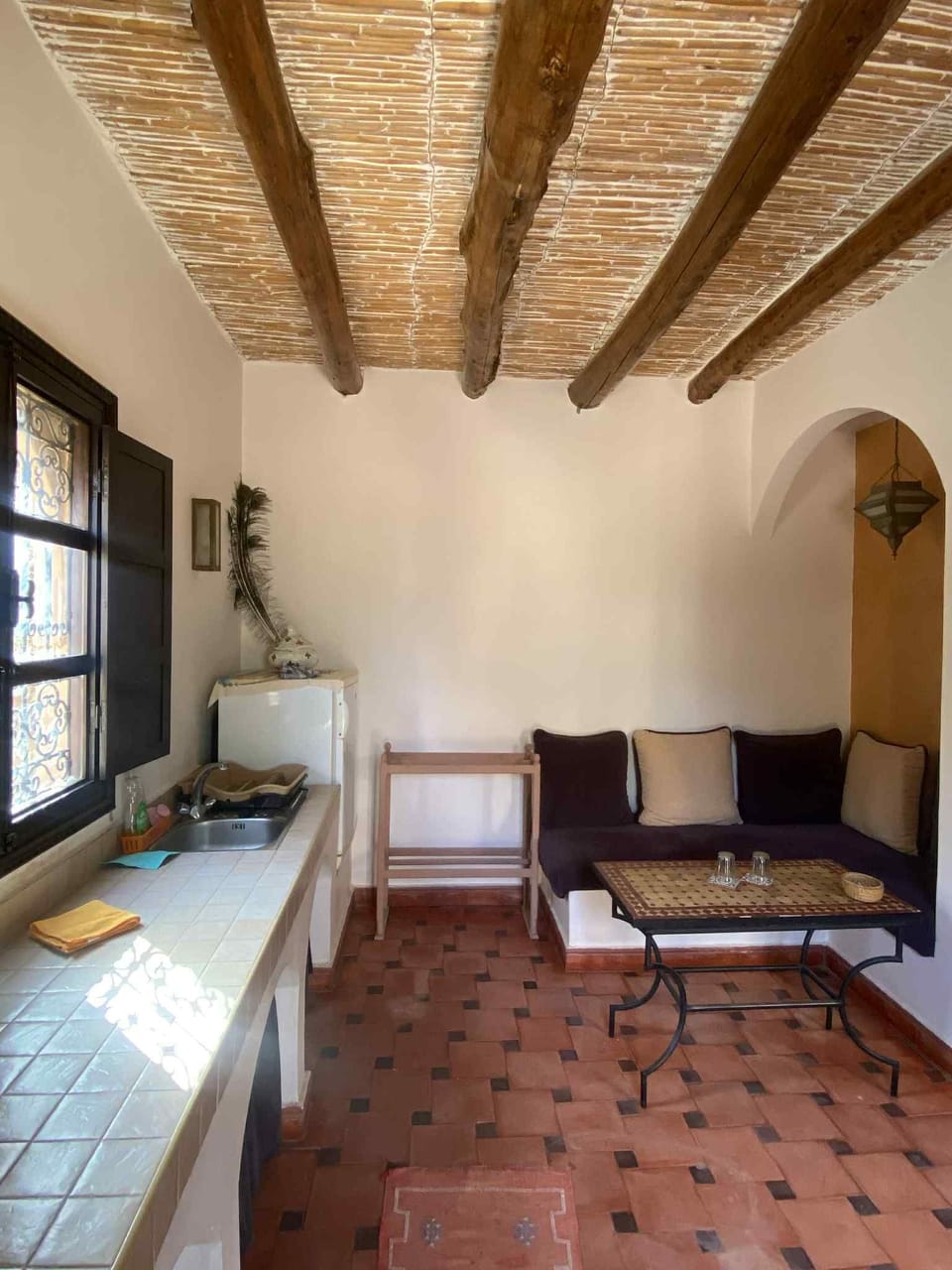 Standard Studio, Garden View (Dweriya) | Private kitchen | Highchair, griddle