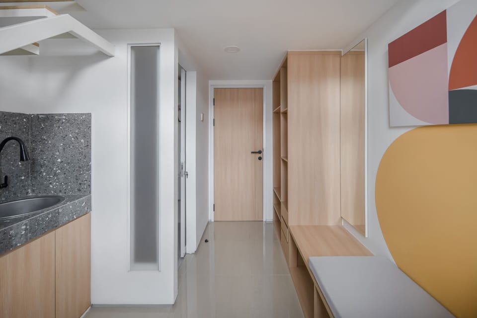 Standard Double Room, City View | Desk, laptop workspace, WiFi (free), bed sheets