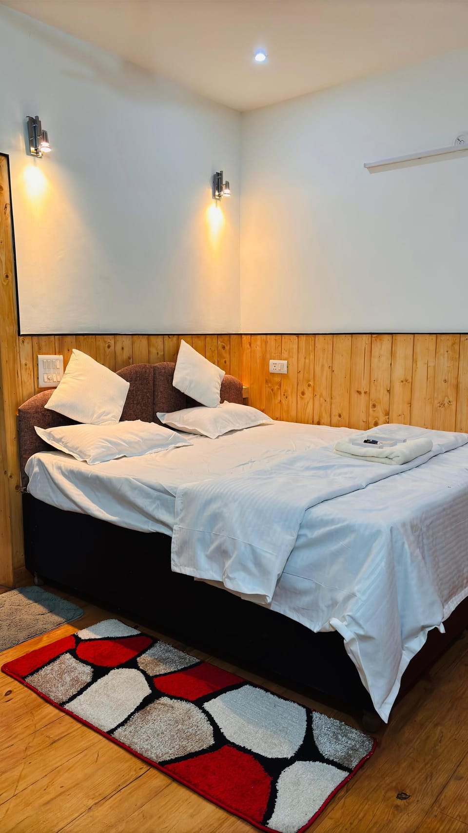 Single Room, City View