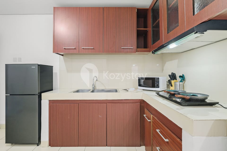 Apartment, 4 Bedrooms, City View | Private kitchen