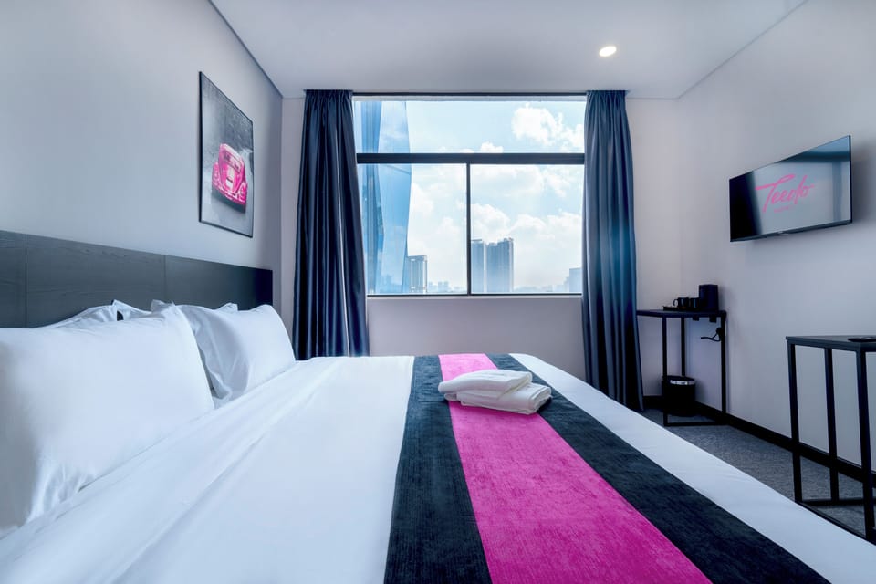 Superior Double Room, City View | Soundproofing, iron/ironing board, free WiFi