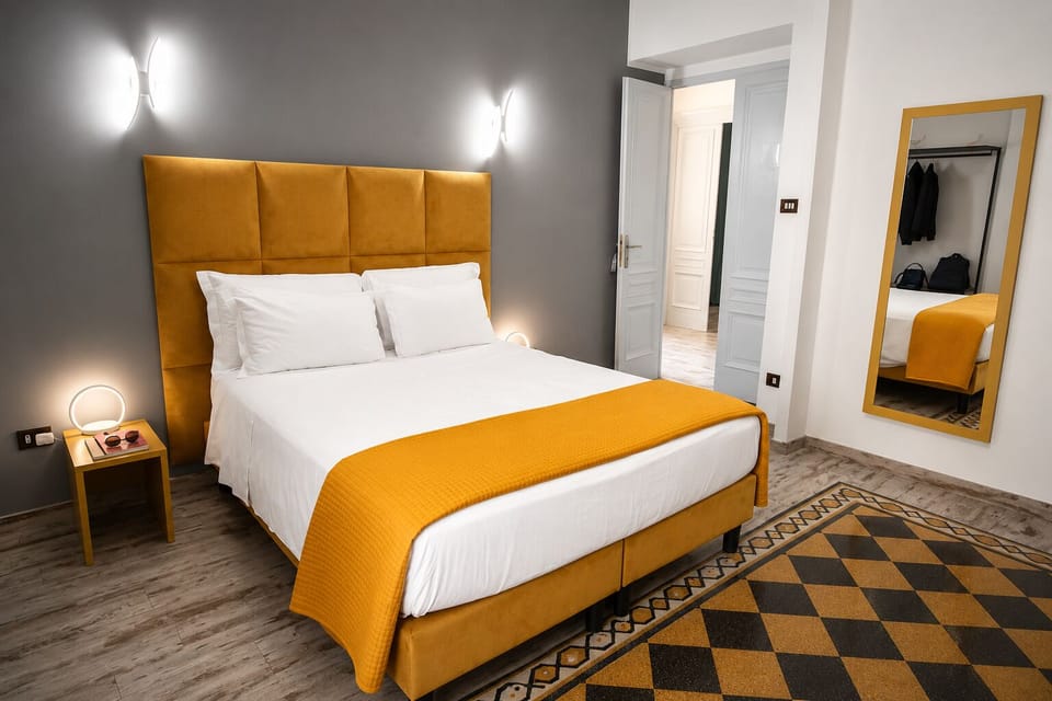 Deluxe Townhome, 1 King Bed, Non Smoking, Housekeeping | 1 bedroom, desk, laptop workspace, soundproofing