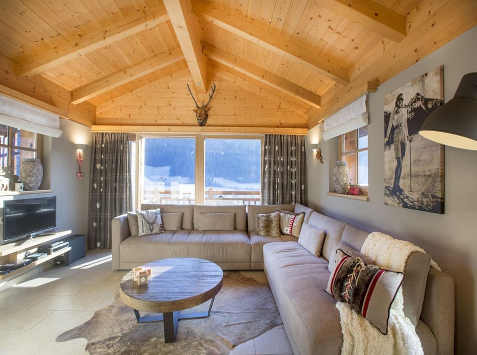 Chalet | Living room